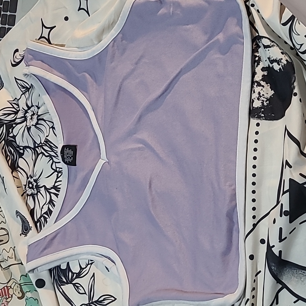 Small purple crop-top